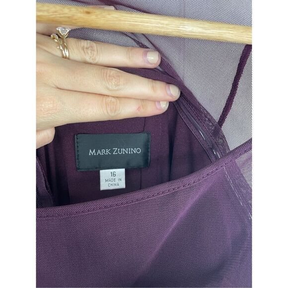 Mark Zunino Purple Mesh and Ruched Dress Size 16 - Picture 2 of 10